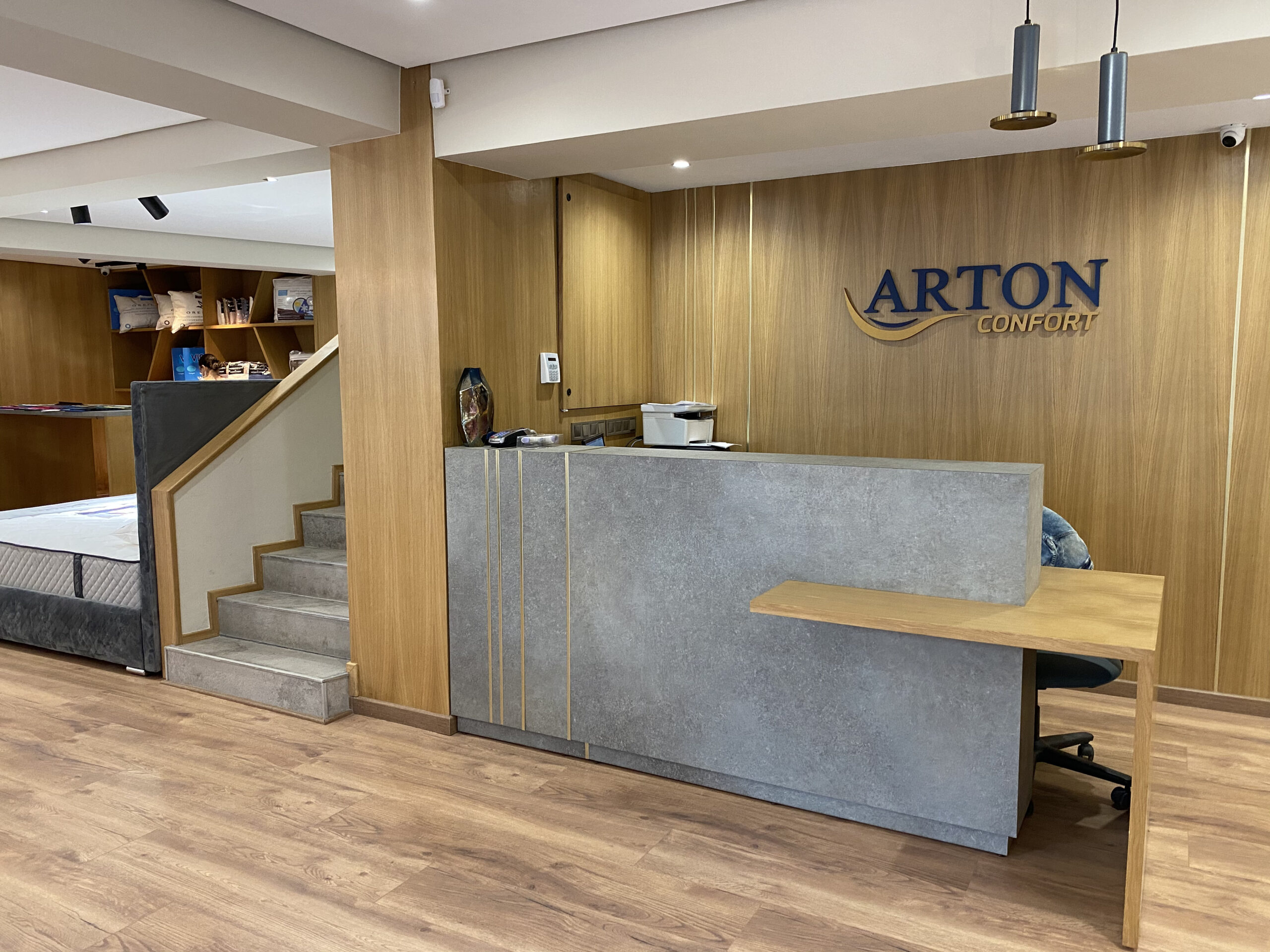 Arton Showroom — dramatic bedroom display
